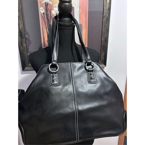 Liz Claiborne Black Large Shoulder Bag Handbag Purse & Glass Case - Picture 2 of 14